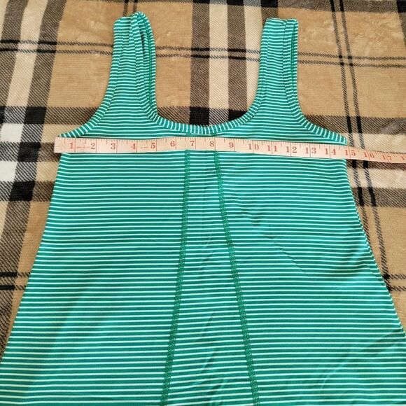 Lole Tank top   - Picture 8 of 10